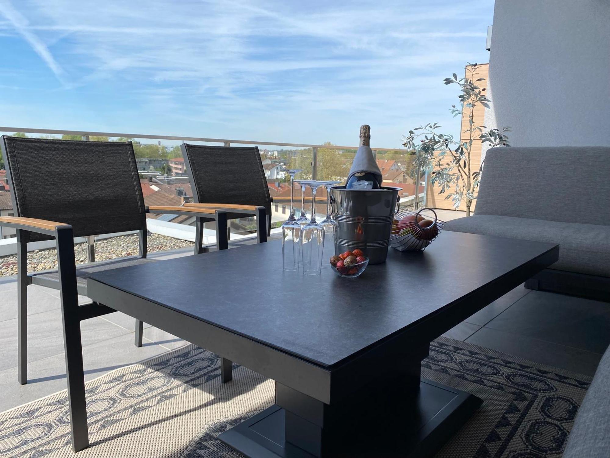 Penthouse Apartment Mit Alpenblick FDH Exterior foto